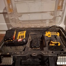 Dewalt DCD710 10.8-12V Cordless Drill Driver - WITH 1,3Ah Battery 