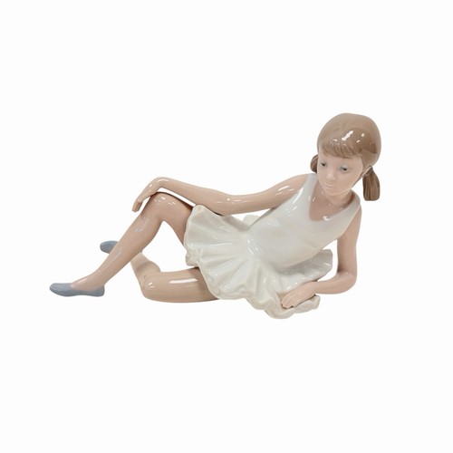 Nao lladro ballerina x - by, 11
