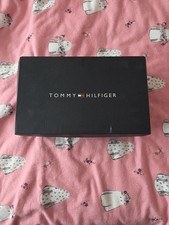 Tommy Hilfiger Men's Size 8