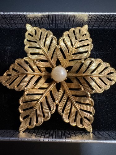Vintage gold tone - gold,