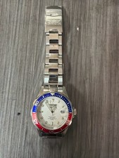 INVICTA Gent's Wristwatch 8933