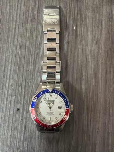 Invicta gent wristwatch - wristwatch, 8933