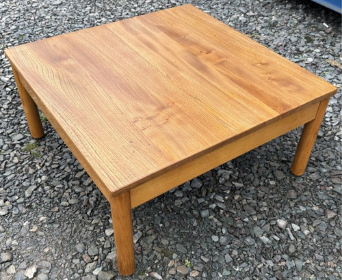Ercol light wood finish square - light,
