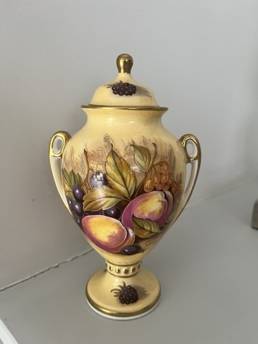 Ansley two handles urn bone - ansley,