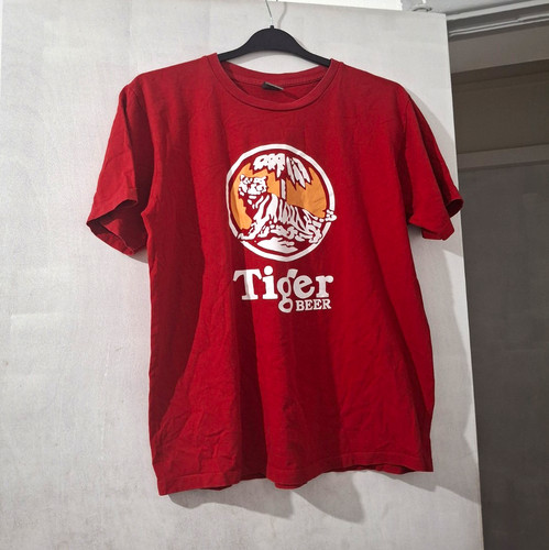 Red vintage tiger - tiger, beer