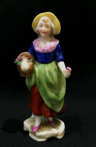 Antique figurine lady with - lady,