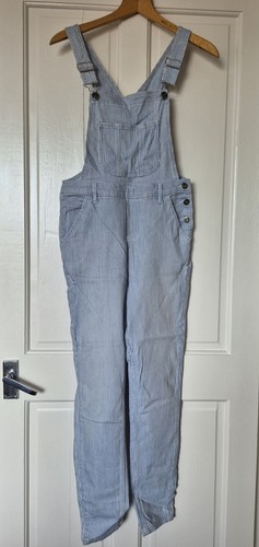 Woman petite size - petite,