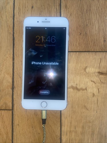 Apple iphone plus 32gb - 7,