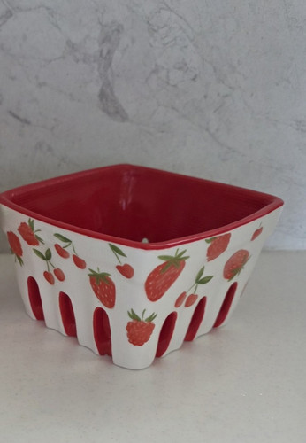 Stoneware ceramic berry bowl - stoneware,