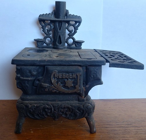 Antique crescent cast - crescent,