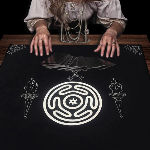 Hecate goddess tarot - hecate,
