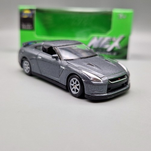 Nissan skyline diecast - gt-r,