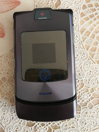 Motorola razr v3i dolce - motorola,