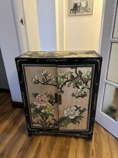Black gold chinoiserie - &,