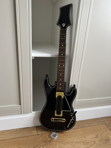 Guitar hero live - guitar,