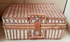 Vintage picnic hamper retro - vintage,