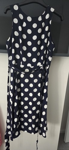 Wallis blue with - blue, spots