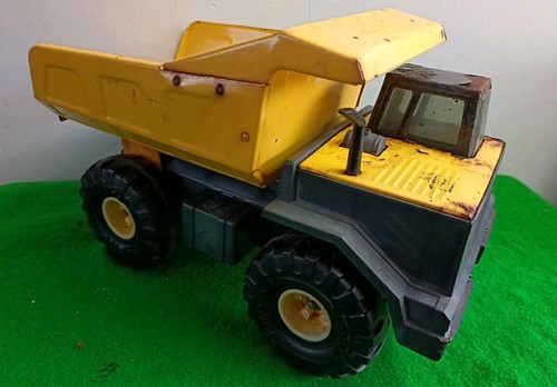 Vintage tonka dump truck - ,