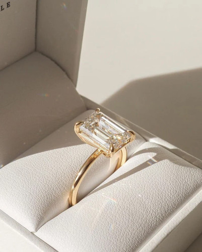 Emerald cut ct white - cut,