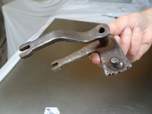 Gearbox gear selector fork - gear,