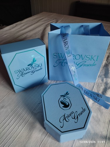 Swarovski packaging light - packaging, blue