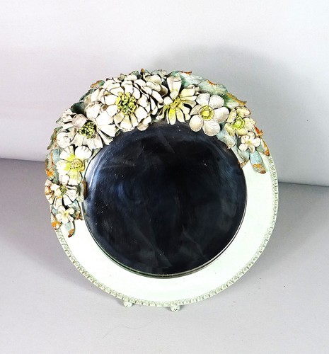 Antique style circular mirror - circular,