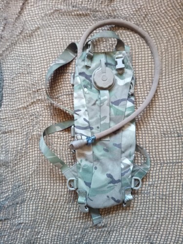 Genuine army issue - camelbak, 3l