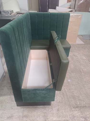 Restaurant booth seating - restaurant,