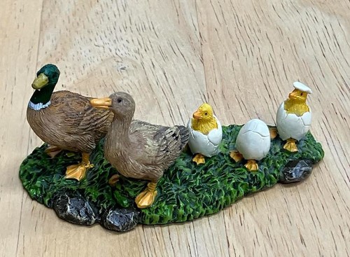 Duck family figurine - duck,