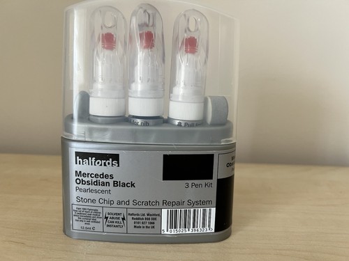 Halfords touch paint stone - up,