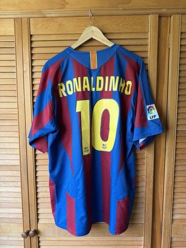 Ronaldinho barcelona 2005 - ronaldinho, 2005/06