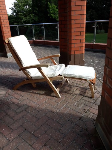 Real teak steamer lounger