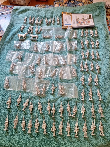 Elite miniatures connoisseur - miniatures,