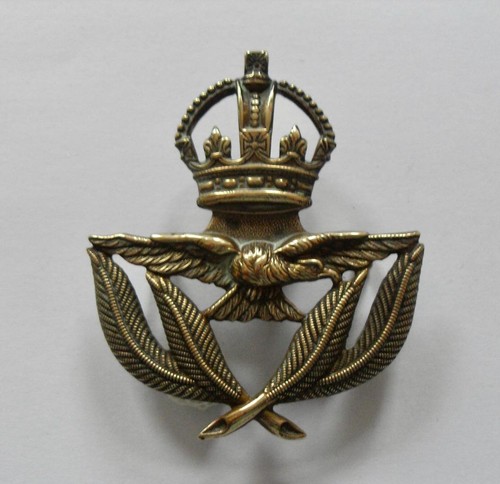 Royal air force - cap, badge