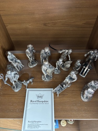 Royal hampshire pewter figures - hampshire,