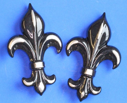 Ornate metal fleur lys - 2,