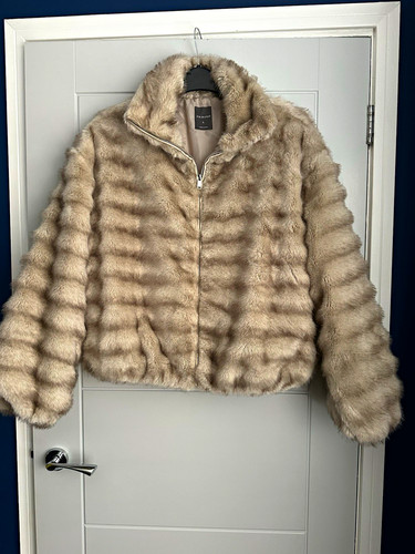 Primark women faux fur - primark,