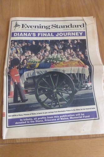 Evening standard newspaper - evening,