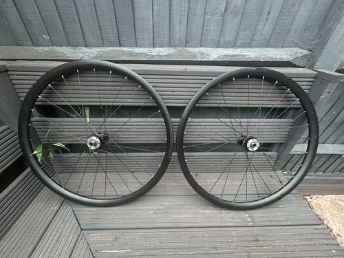 Cube acid 3 aero - 2.3,