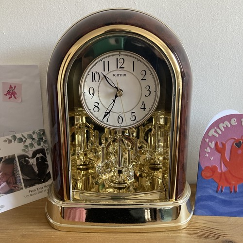 Rhythm clock crystal dulcet - "crystal,