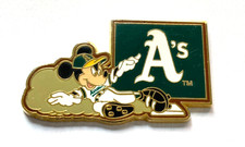 Disney Pin Badge Mickey Mouse