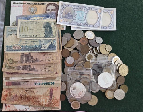 Vintage world currency job - world, lot