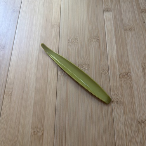 Vintage tupperware lettuce - vintage,