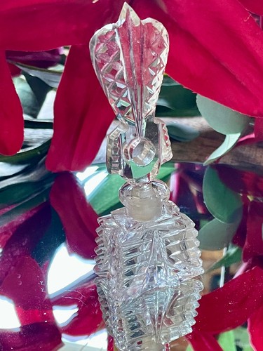 Vintage art deco cut crystal - cut,