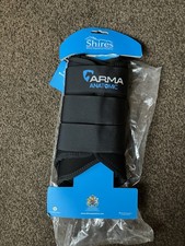 Shires Arma Anatomic Brushing