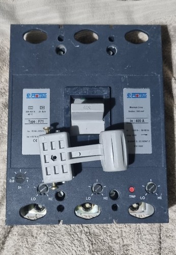 Proteus 400 amp 35ka - amp, triple
