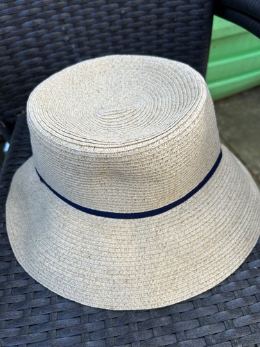 Ladies foldaway paper hat - ladies,