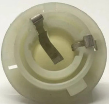 Toyota Yaris Indicator Fog Reverse Light Bulb Holder Rear Light P25/1 (2001-2005