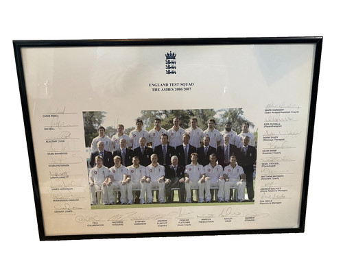 Official signed england - signed,