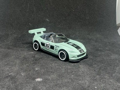 Hot wheels mazda 5 miata - wheels, 15